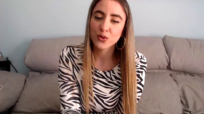Leila25