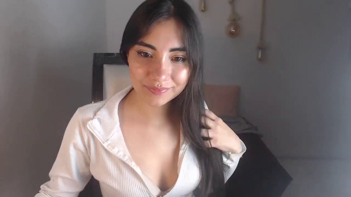 linda_scarlet