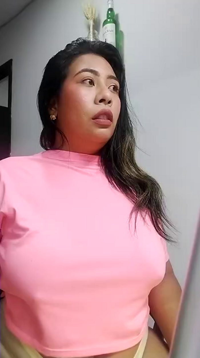 Lissyhott1913