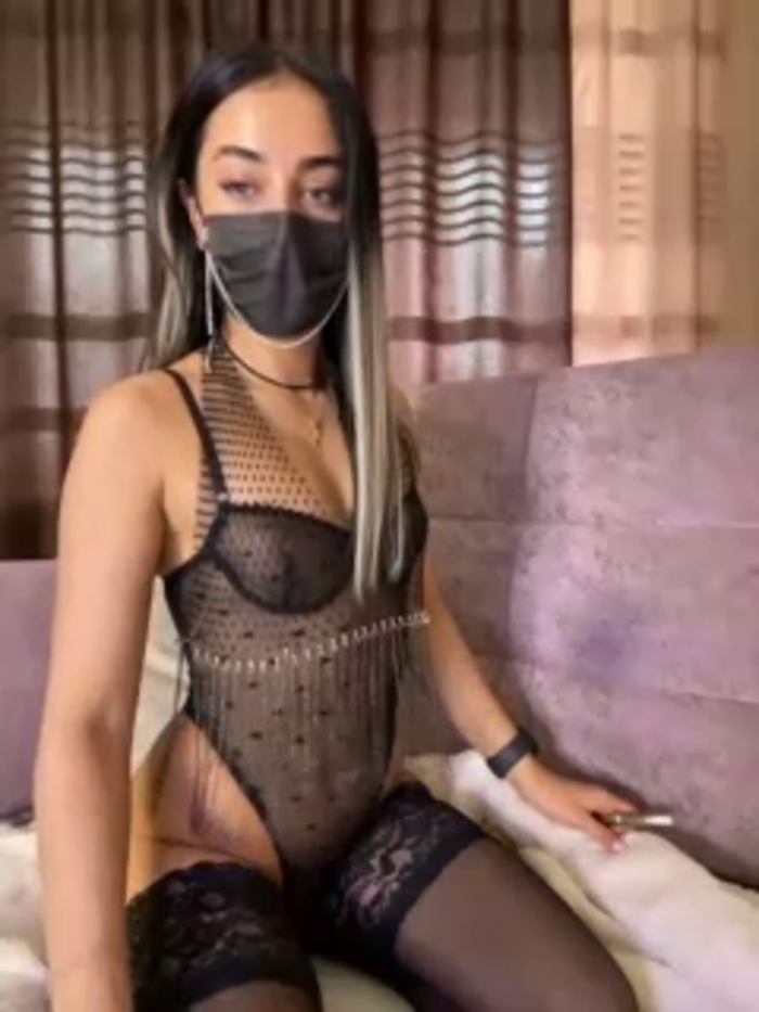 black-Lexi1