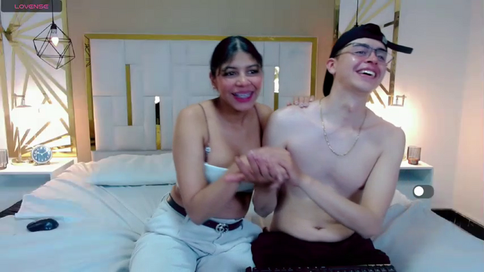 COUPLECUMBONNY