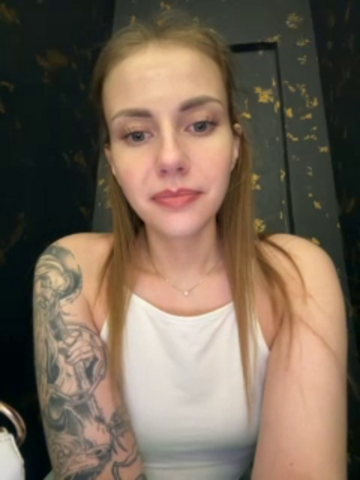 -VikkiL0vesCheese-
