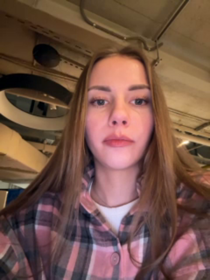 -VikkiL0vesCheese-