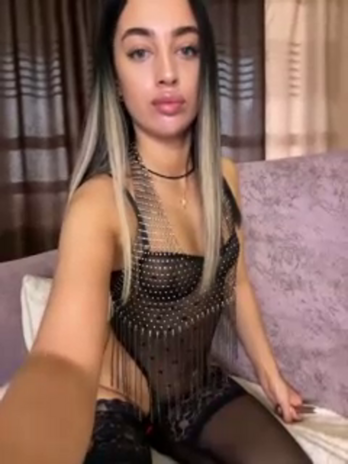 black-Lexi1