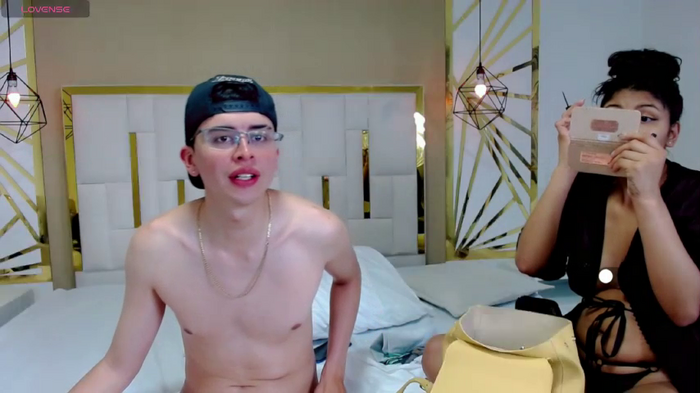 COUPLECUMBONNY