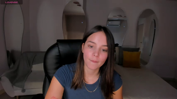 AnnieeHall