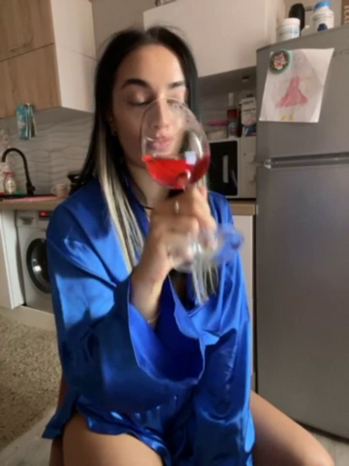 black-Lexi1