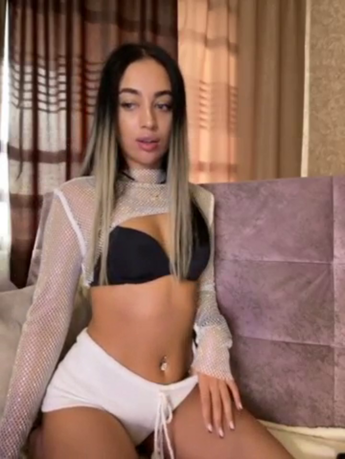 black-Lexi1