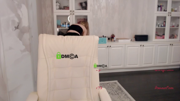 AnnaDaisy1