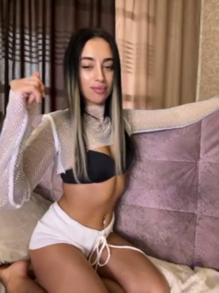 black-Lexi1