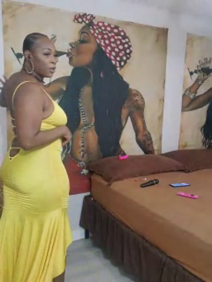 QueenAnitaDix