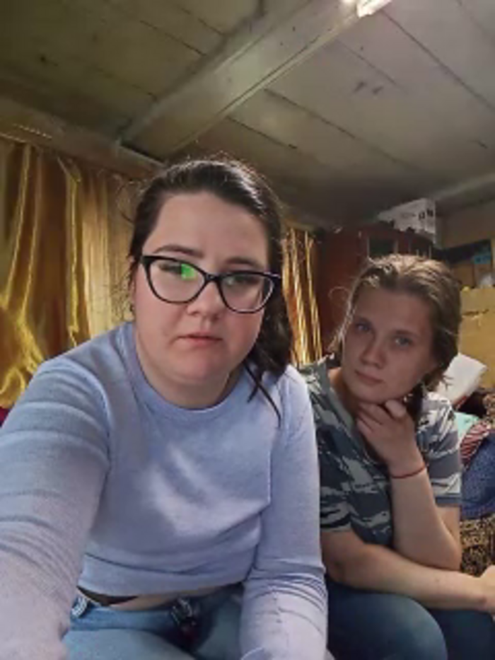 Paragirls24