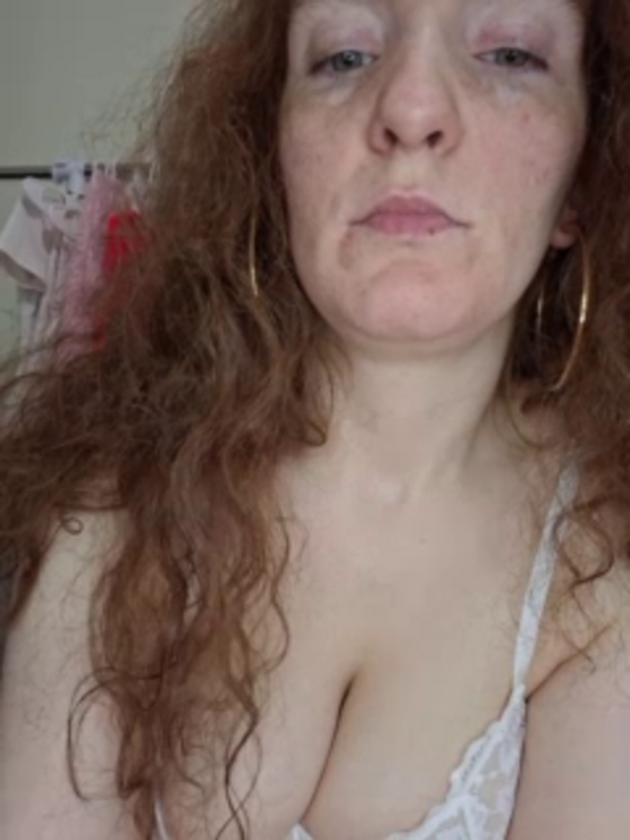 Sexyred3141-1