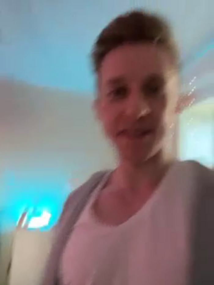 GroteskCouple