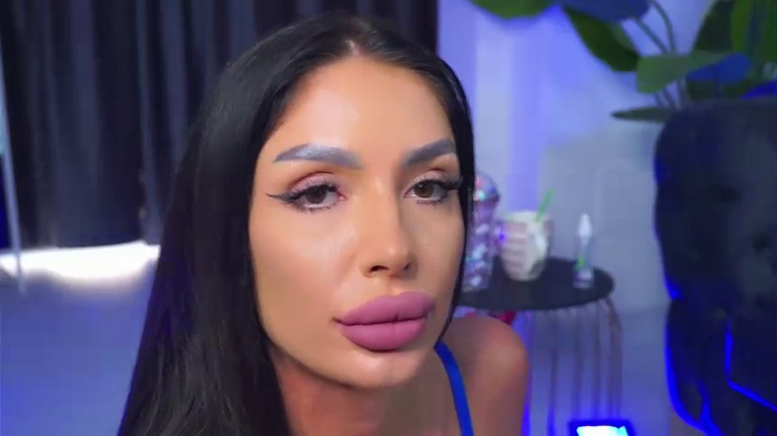 RaquelleVon