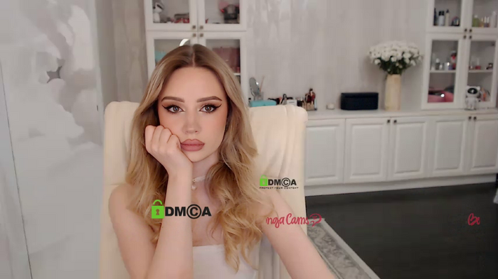 AnnaDaisy1