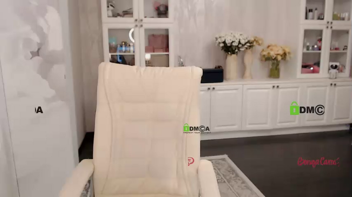 AnnaDaisy1