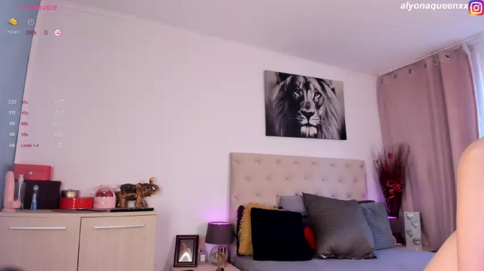 alyonaqueen