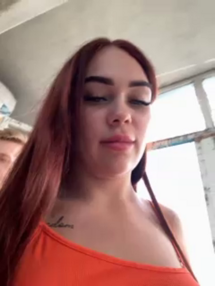 GroteskCouple