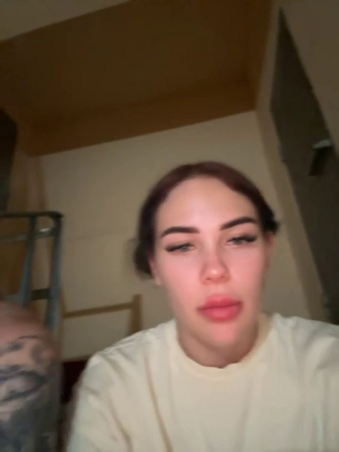 GroteskCouple