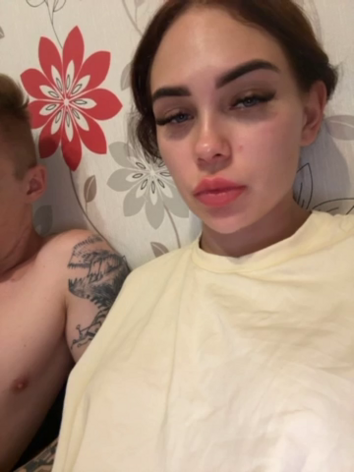 GroteskCouple