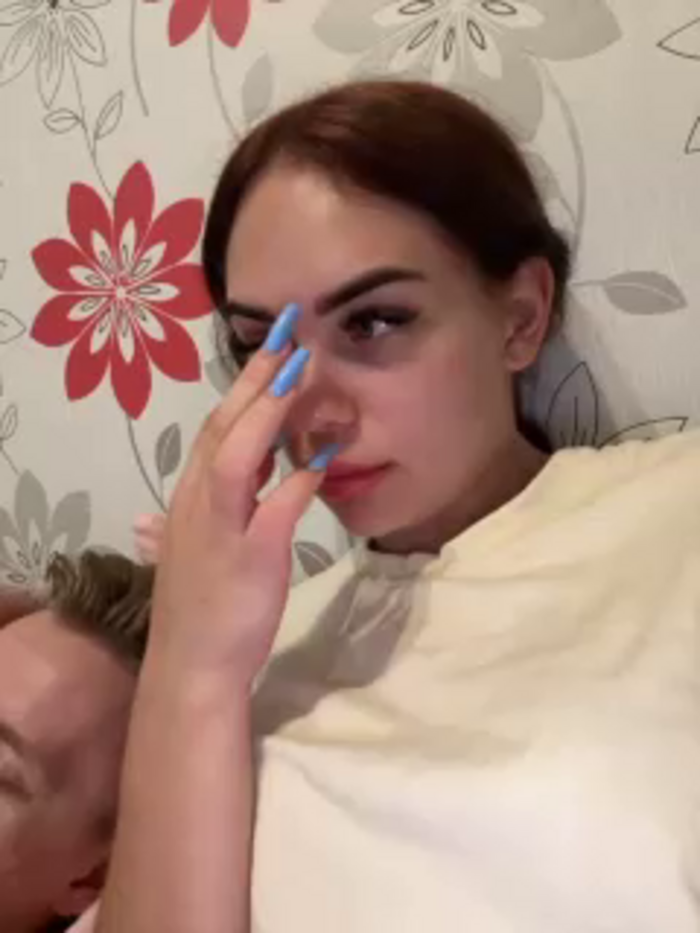 GroteskCouple