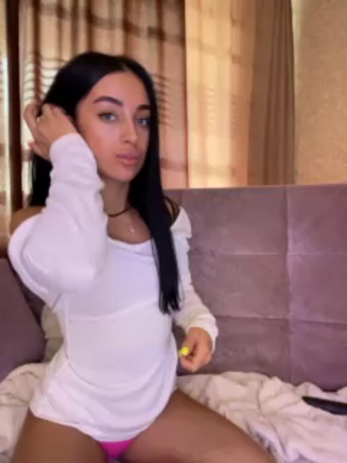 black-Lexi1