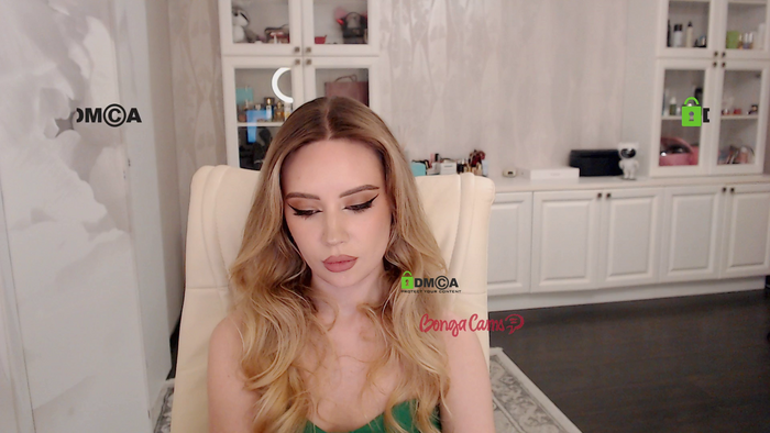 AnnaDaisy1