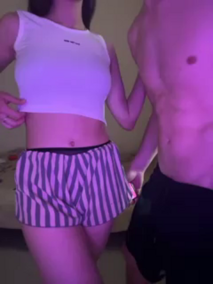 YEEIYEEI