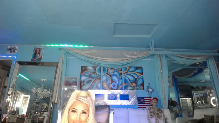adrianna_fox