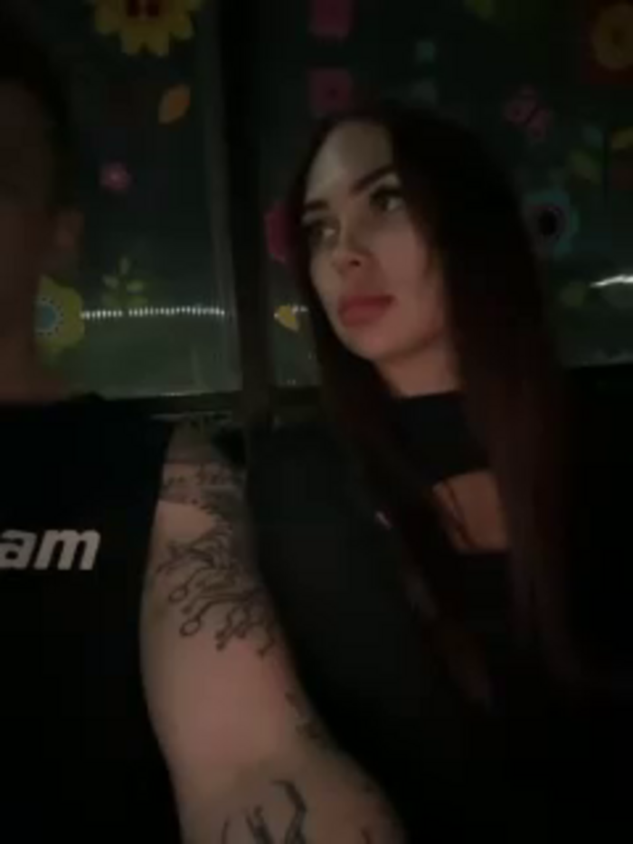 GroteskCouple