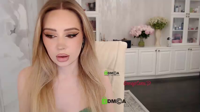 AnnaDaisy1
