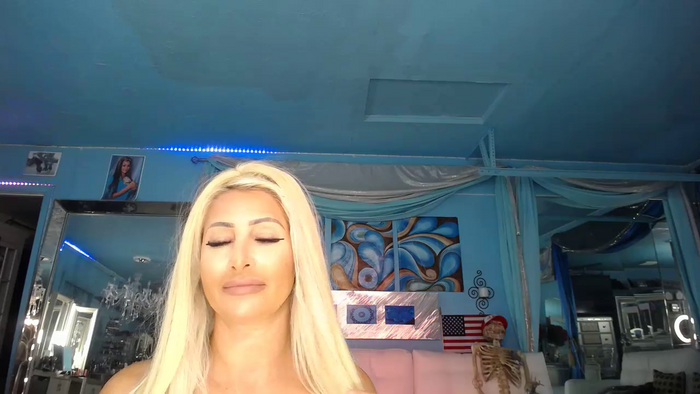 adrianna_fox