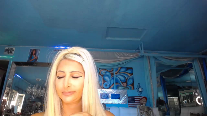 adrianna_fox