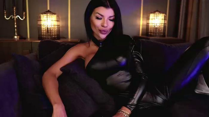 EleniaDevons