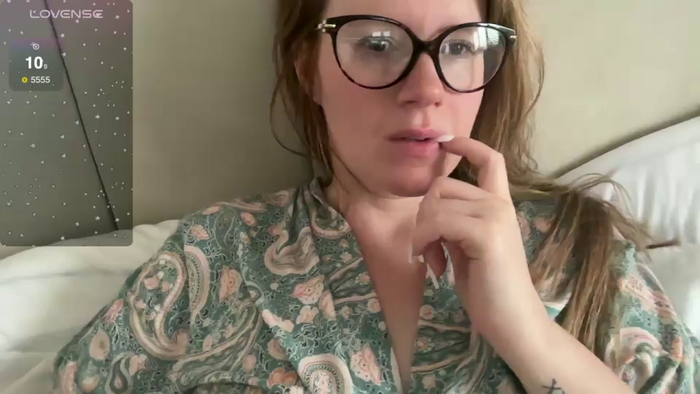 REDHEADROSIE