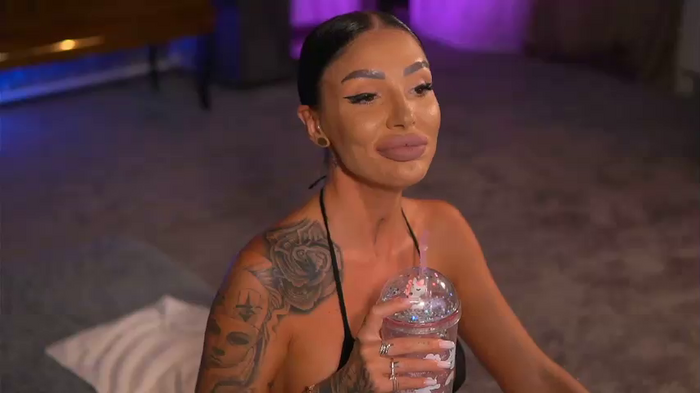RaquelleVon