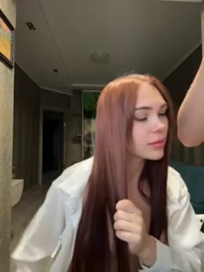 GroteskCouple