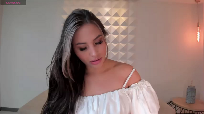 MiaRoberts1