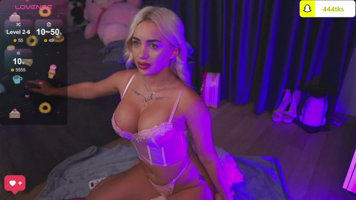 CuteLittleBlondy