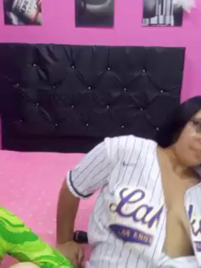SelenaSton
