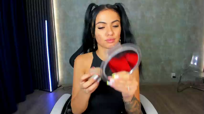 Tina-Turnerr