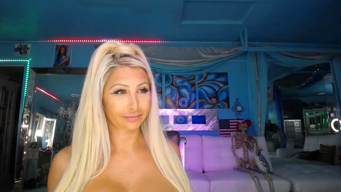 adrianna_fox