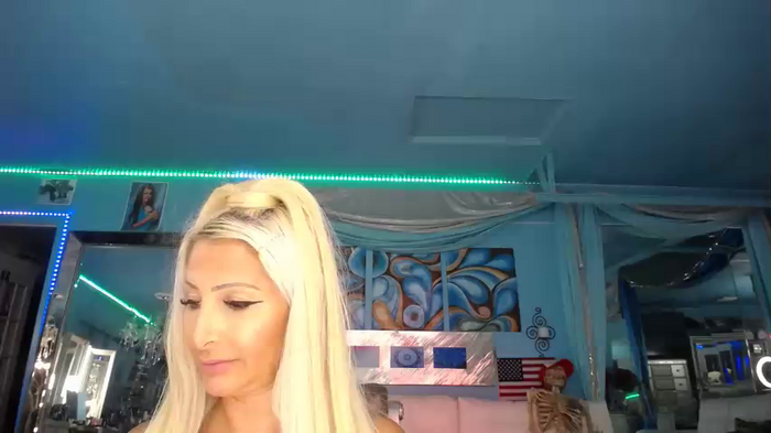 adrianna_fox