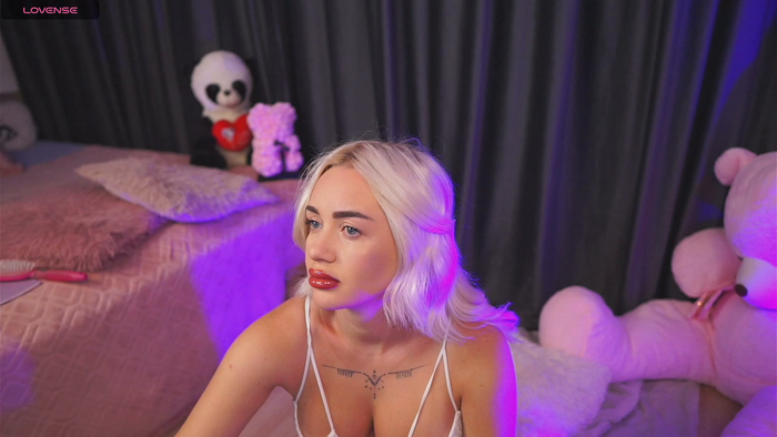 CuteLittleBlondy