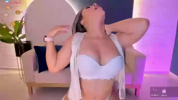 2024/08/08/bongacams-miaroberts1-14-43-46