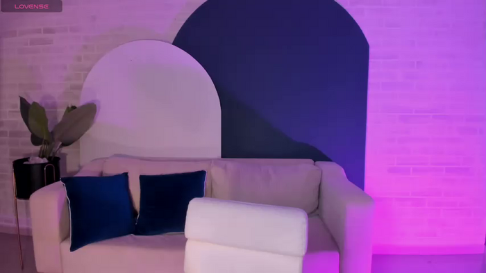 MiaRoberts1