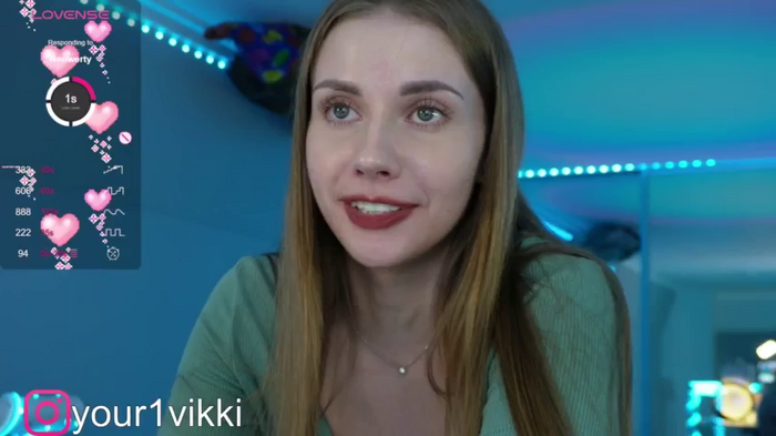 -VikkiL0vesCheese-