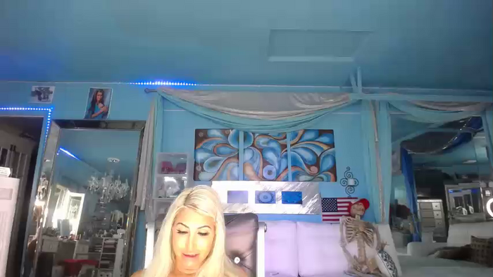 adrianna_fox