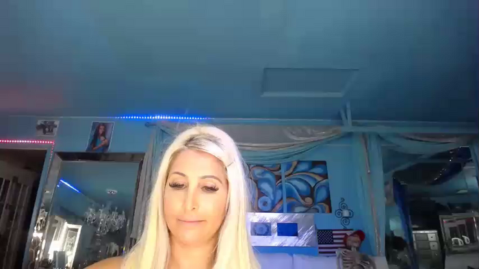 adrianna_fox